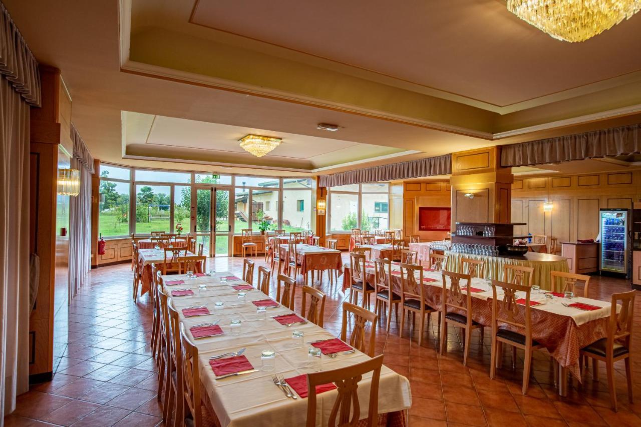 Hotel Villa Strassoldo "Ex Attianese Hotel Restaurant" Cervignano del Friuli Extérieur photo