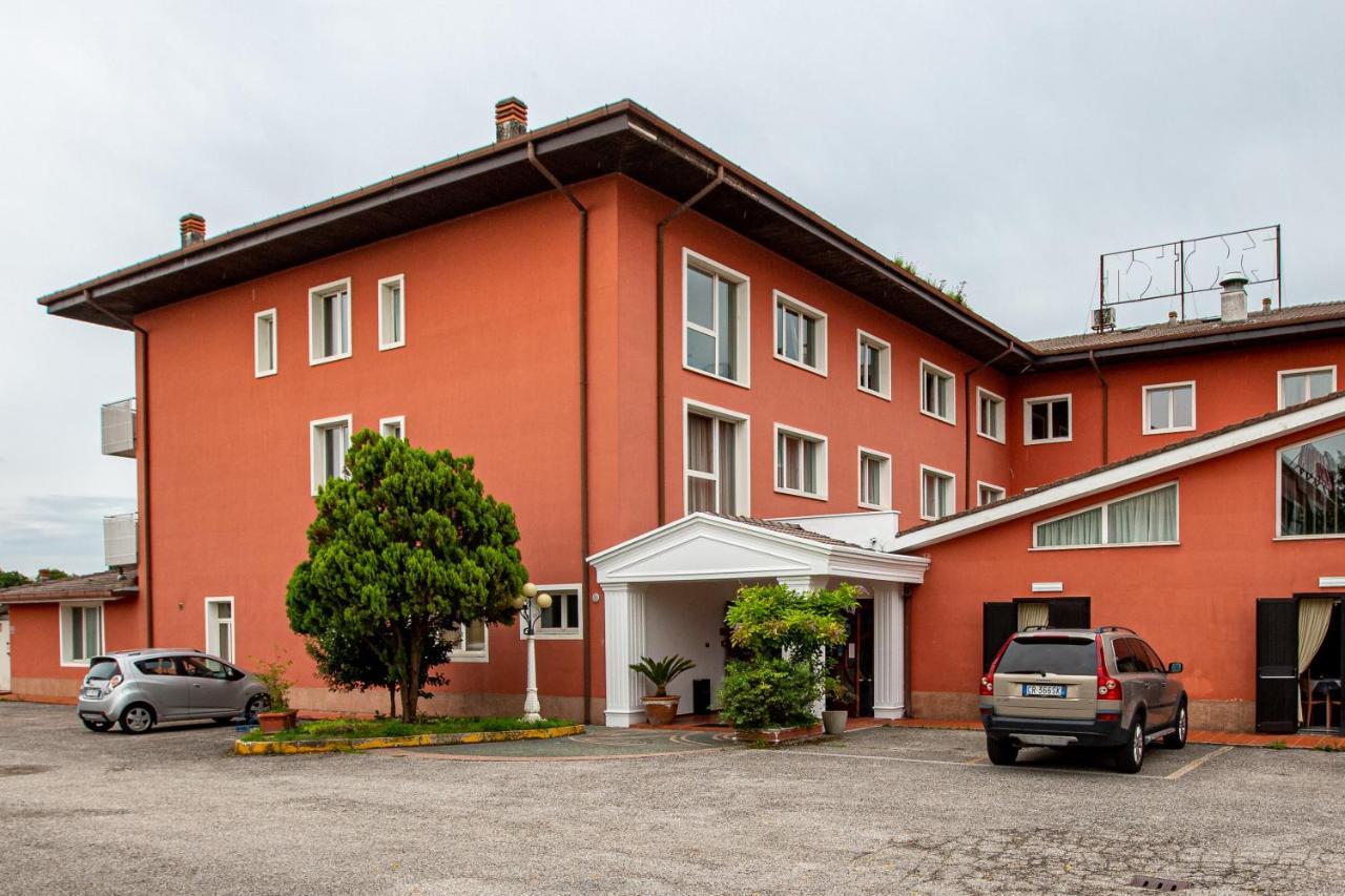 Hotel Villa Strassoldo "Ex Attianese Hotel Restaurant" Cervignano del Friuli Extérieur photo