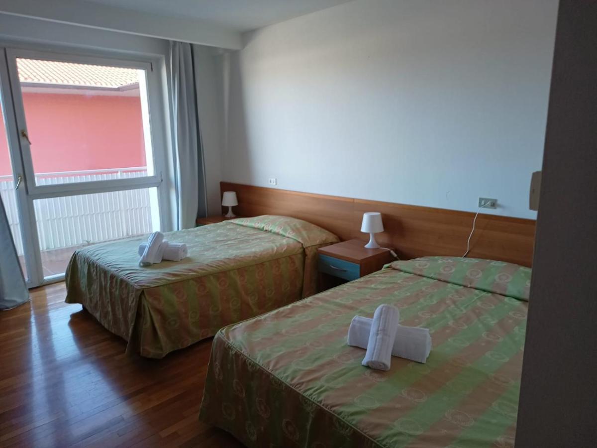 Hotel Villa Strassoldo "Ex Attianese Hotel Restaurant" Cervignano del Friuli Extérieur photo