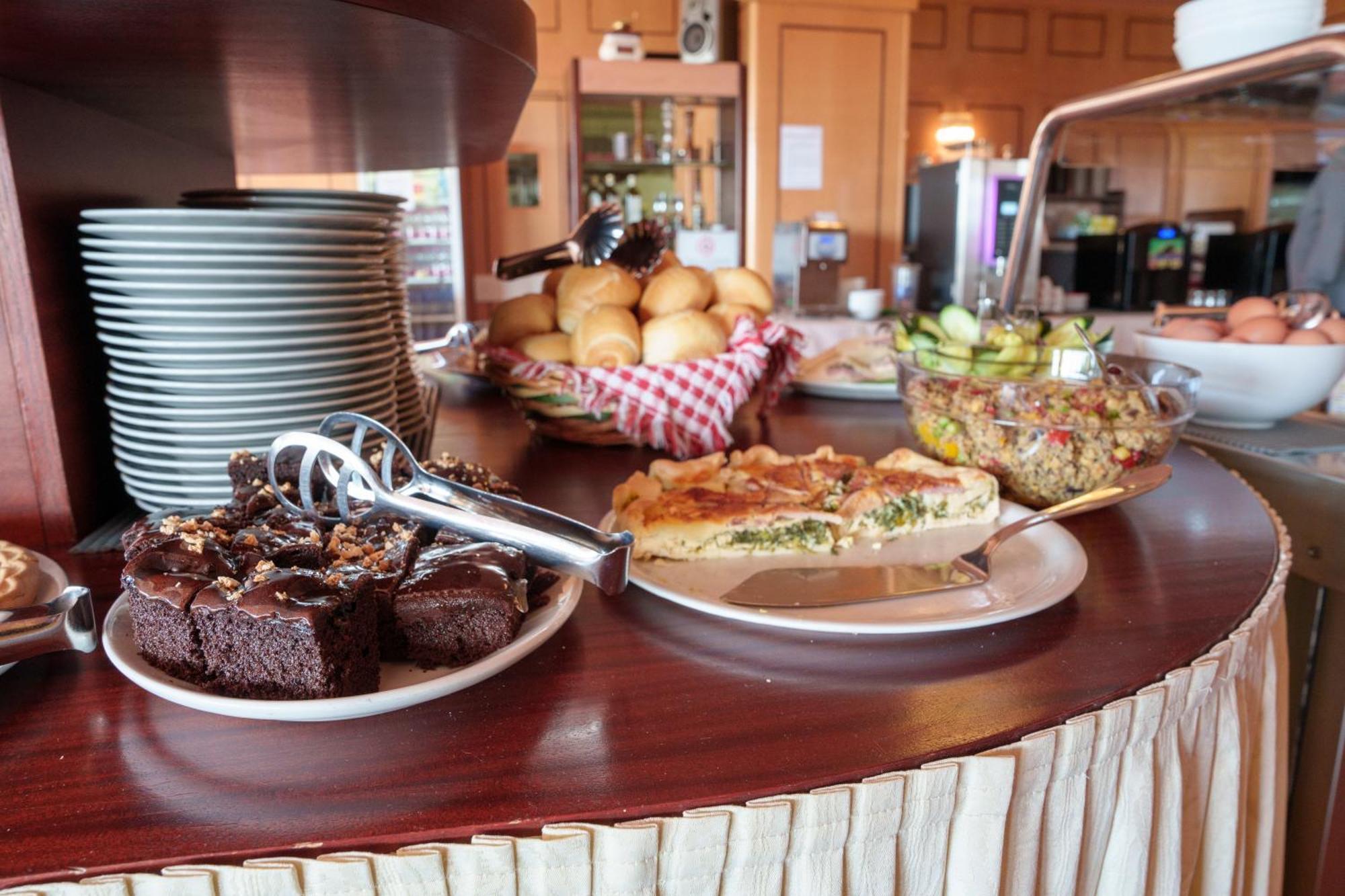 Hotel Villa Strassoldo "Ex Attianese Hotel Restaurant" Cervignano del Friuli Extérieur photo
